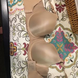 Two vanishing back 38-C bra